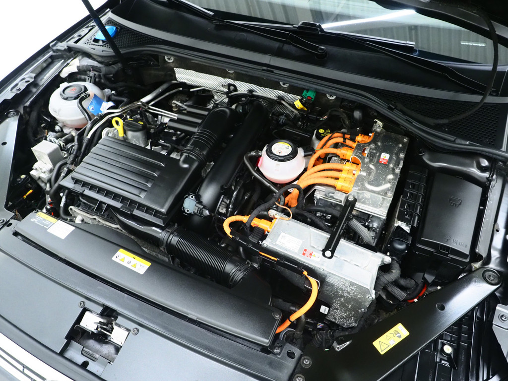 Volkswagen Passat Variant 1.4 TSI PHEV GTE 6