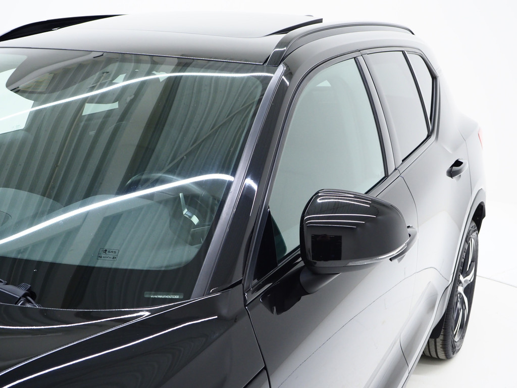 Volvo XC40 1.5 T5 Recharge R-Design 13