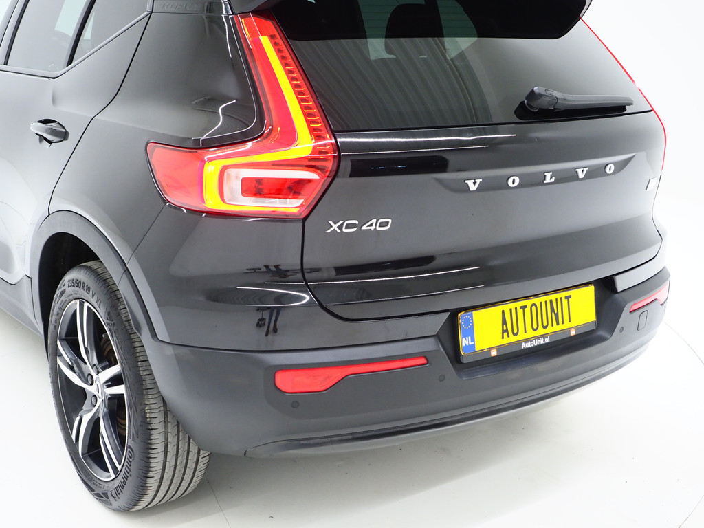 Volvo XC40 1.5 T5 Recharge R-Design 14