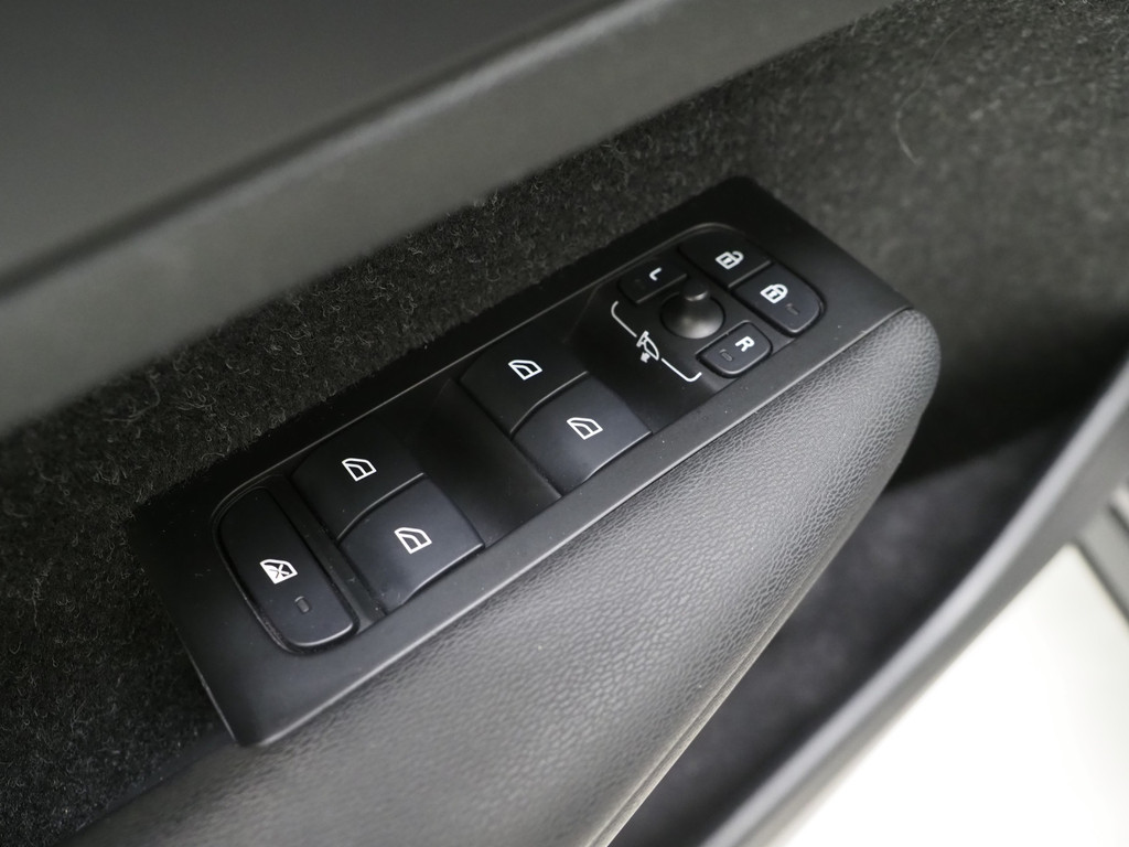 Volvo XC40 1.5 T5 Recharge R-Design 20