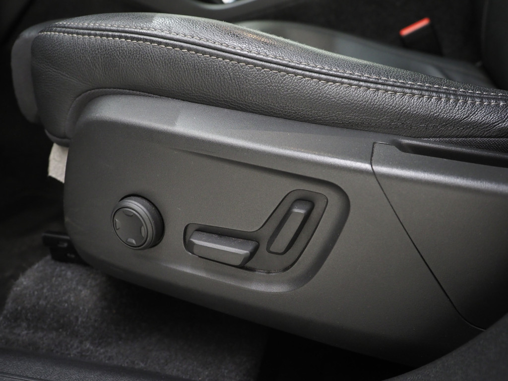 Volvo XC40 1.5 T5 Recharge R-Design 21