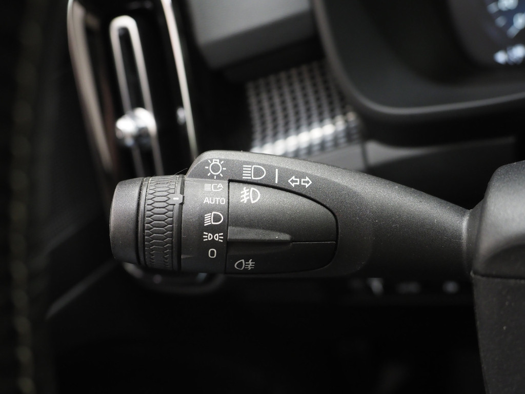 Volvo XC40 1.5 T5 Recharge R-Design 23