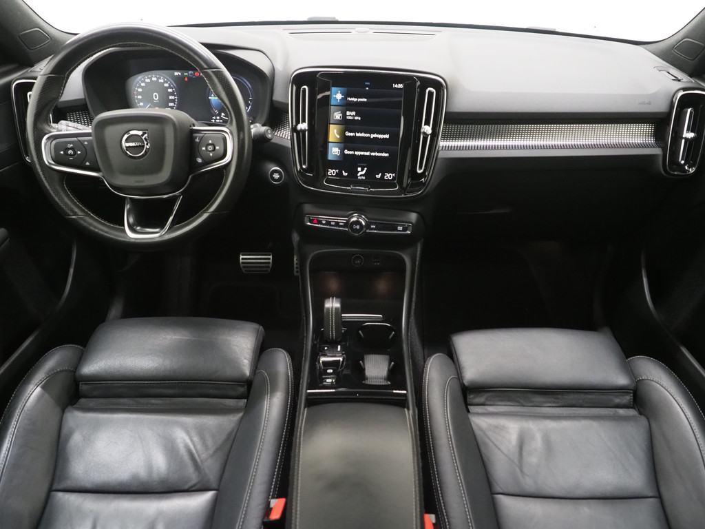 Volvo XC40 1.5 T5 Recharge R-Design 46