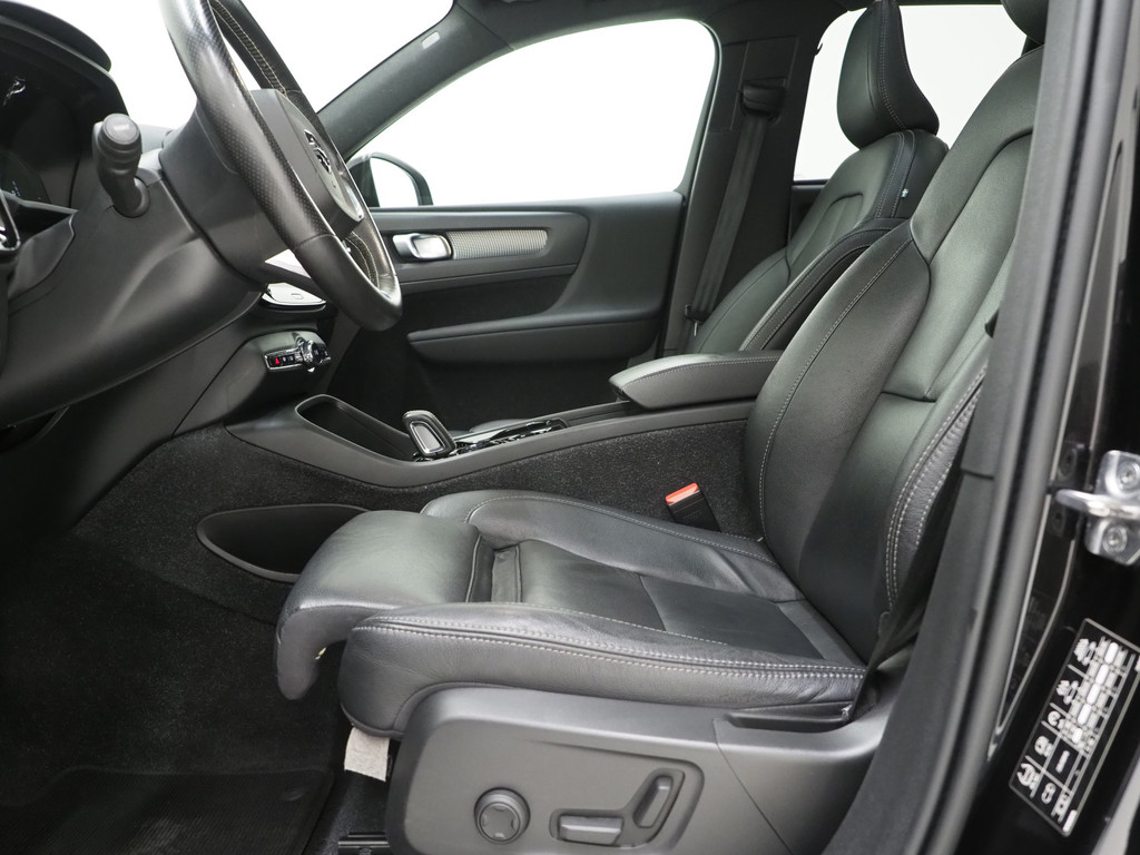 Volvo XC40 1.5 T5 Recharge R-Design 59