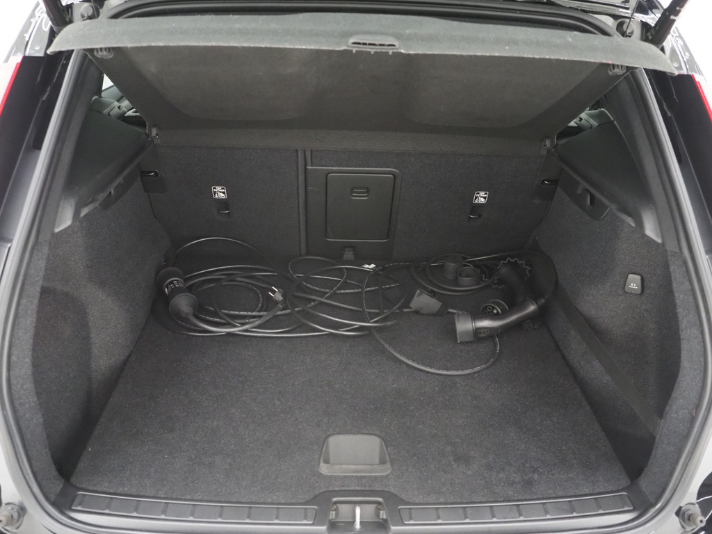 Volvo XC40 1.5 T5 Recharge R-Design 82