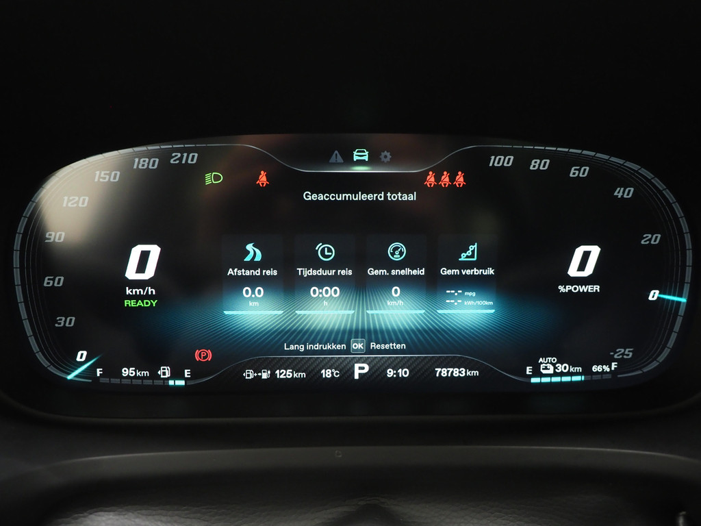 MG EHS 1.5 TGDI Luxury 26