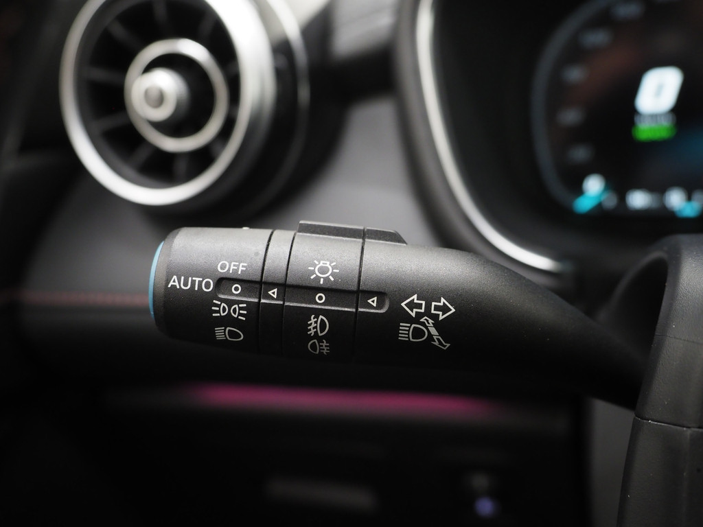 MG EHS 1.5 TGDI Luxury 60