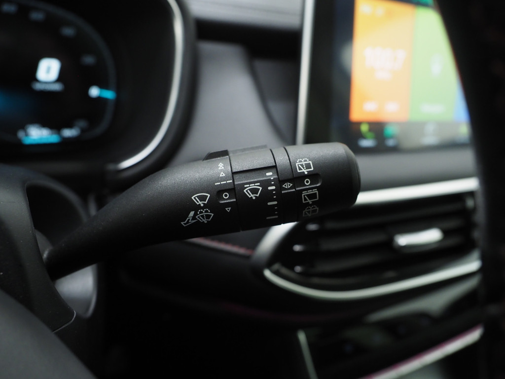 MG EHS 1.5 TGDI Luxury 64