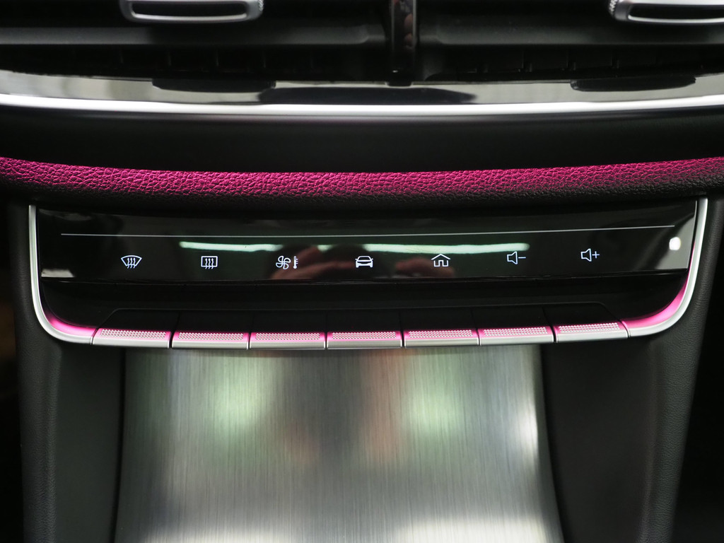 MG EHS 1.5 TGDI Luxury 70