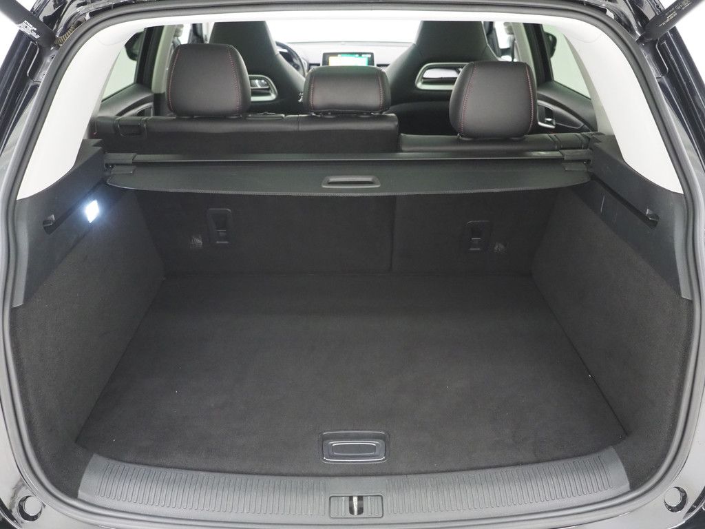 MG EHS 1.5 TGDI Luxury 76