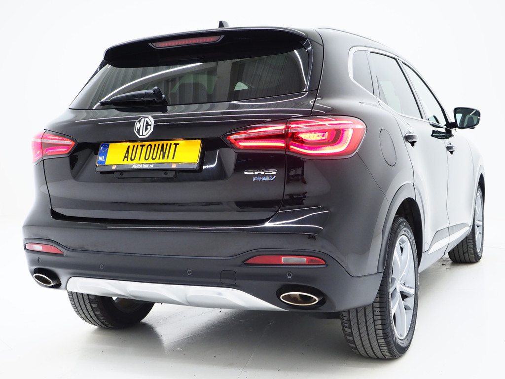 MG EHS 1.5 TGDI Luxury 8