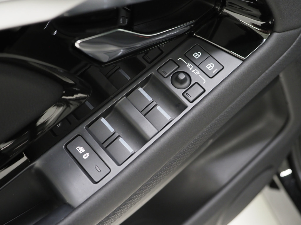 Land Rover Range Rover Evoque 1.5 P300e AWD R-Dynamic 53