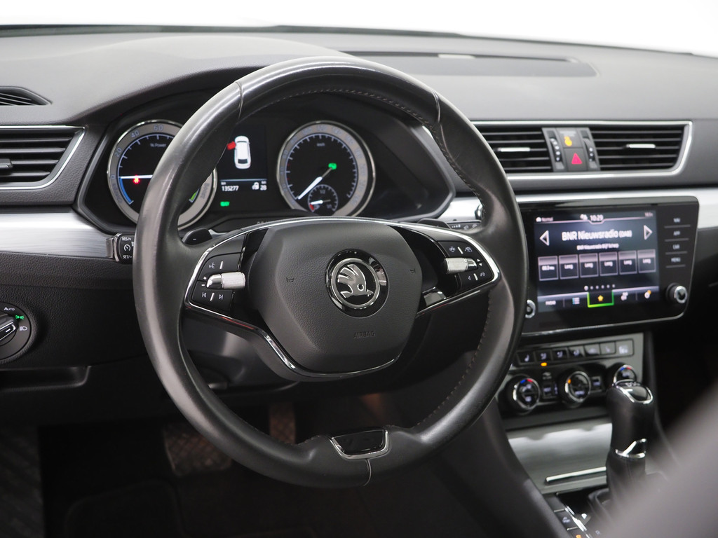 Škoda Superb Combi 1.4 TSI iV 218PK 16