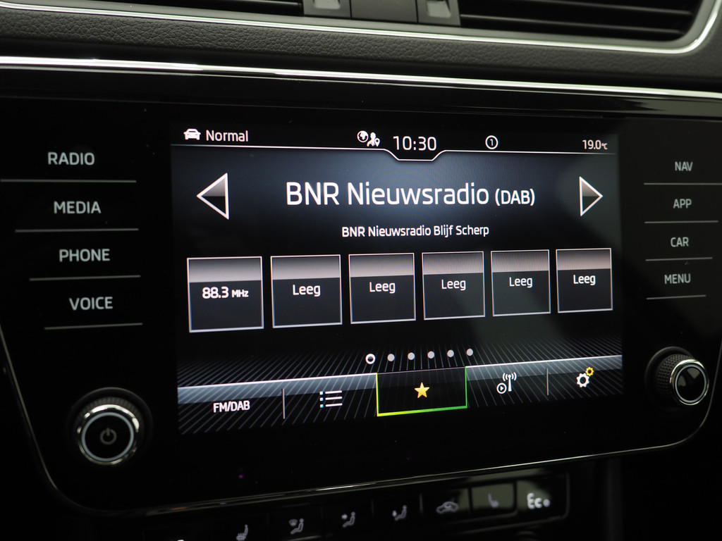 Škoda Superb Combi 1.4 TSI iV 218PK 61