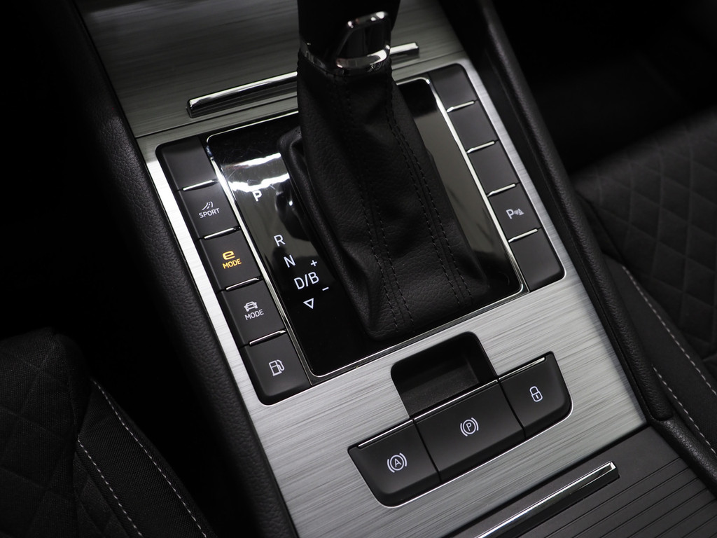 Škoda Superb Combi 1.4 TSI iV 218PK 67