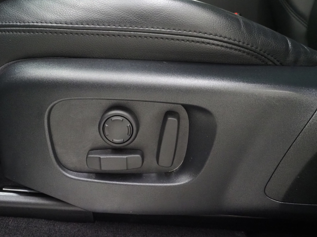 Land Rover Range Rover Sport P400e SVO Palette Grey 60