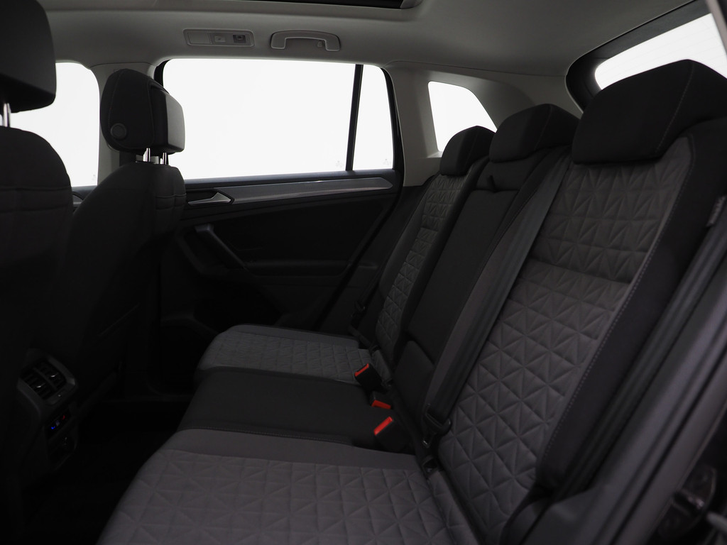 Volkswagen Tiguan 1.4 TSI eHybrid Elegance 34