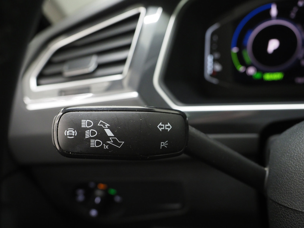 Volkswagen Tiguan 1.4 TSI eHybrid Elegance 56