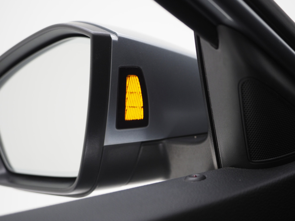 Škoda Superb Combi 1.4 TSI iV Laurin & Klement 15