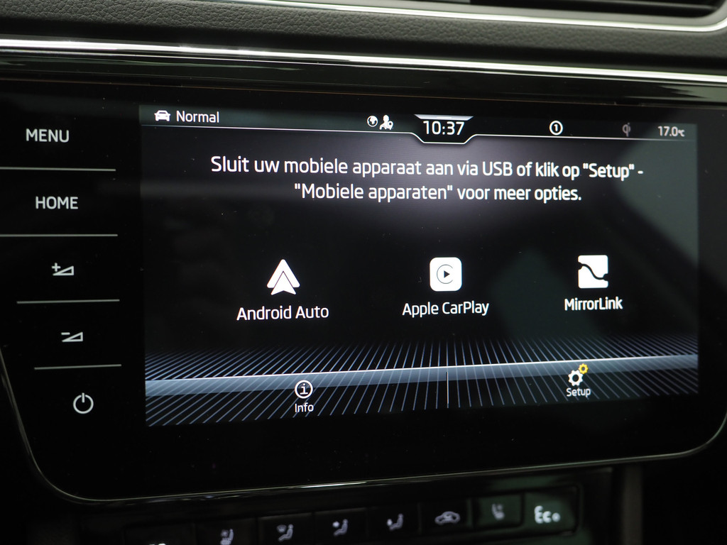 Škoda Superb Combi 1.4 TSI iV Laurin & Klement 29