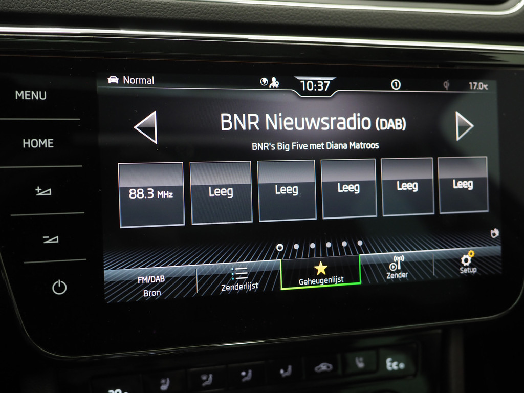 Škoda Superb Combi 1.4 TSI iV Laurin & Klement 72