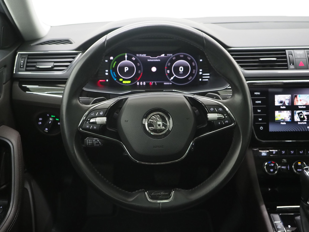 Škoda Superb Combi 1.4 TSI iV Laurin & Klement 83