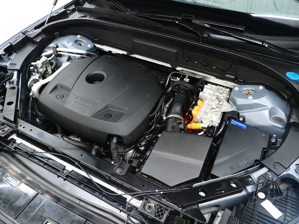 Volvo XC60 2.0 T6 Plug-in hybrid AWD R-Design Long Range 49