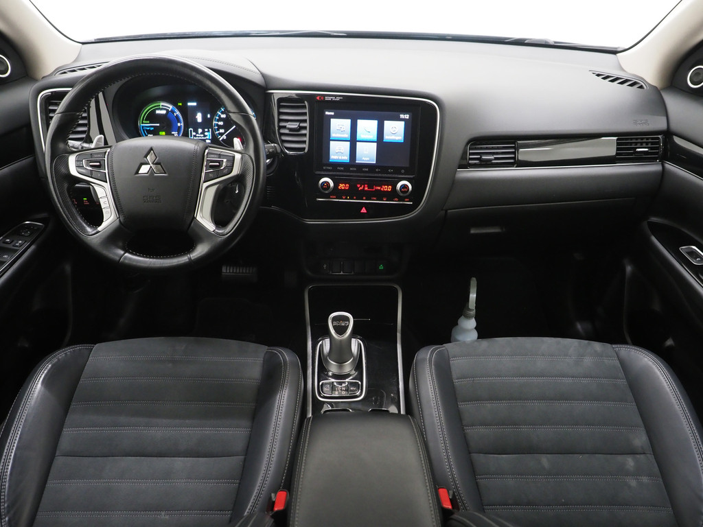 Mitsubishi Outlander 2.4 PHEV Intense 4