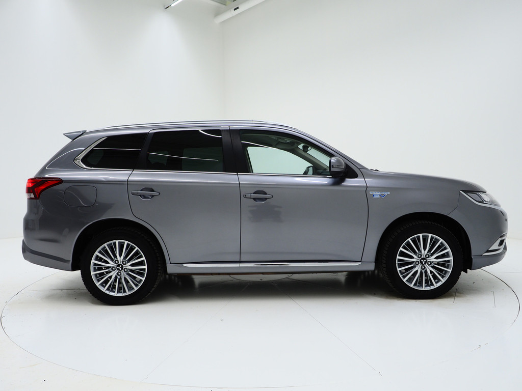 Mitsubishi Outlander 2.4 PHEV Intense 48