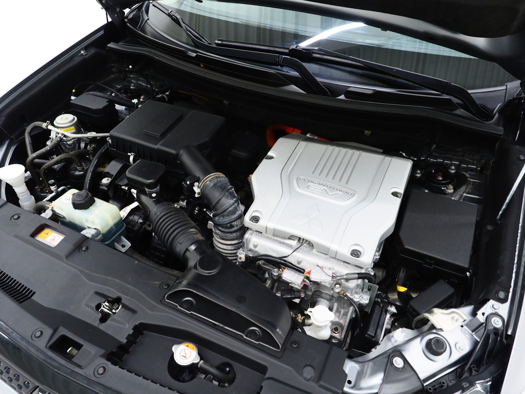 Mitsubishi Outlander 2.4 PHEV Intense 6