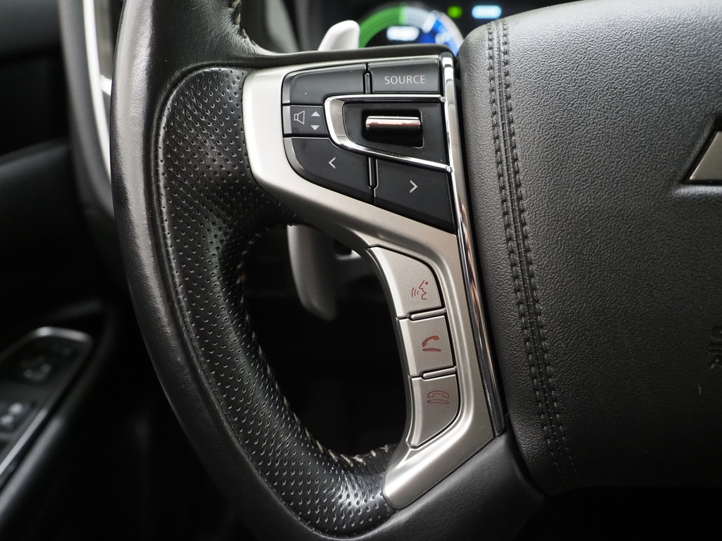 Mitsubishi Outlander 2.4 PHEV Intense 61