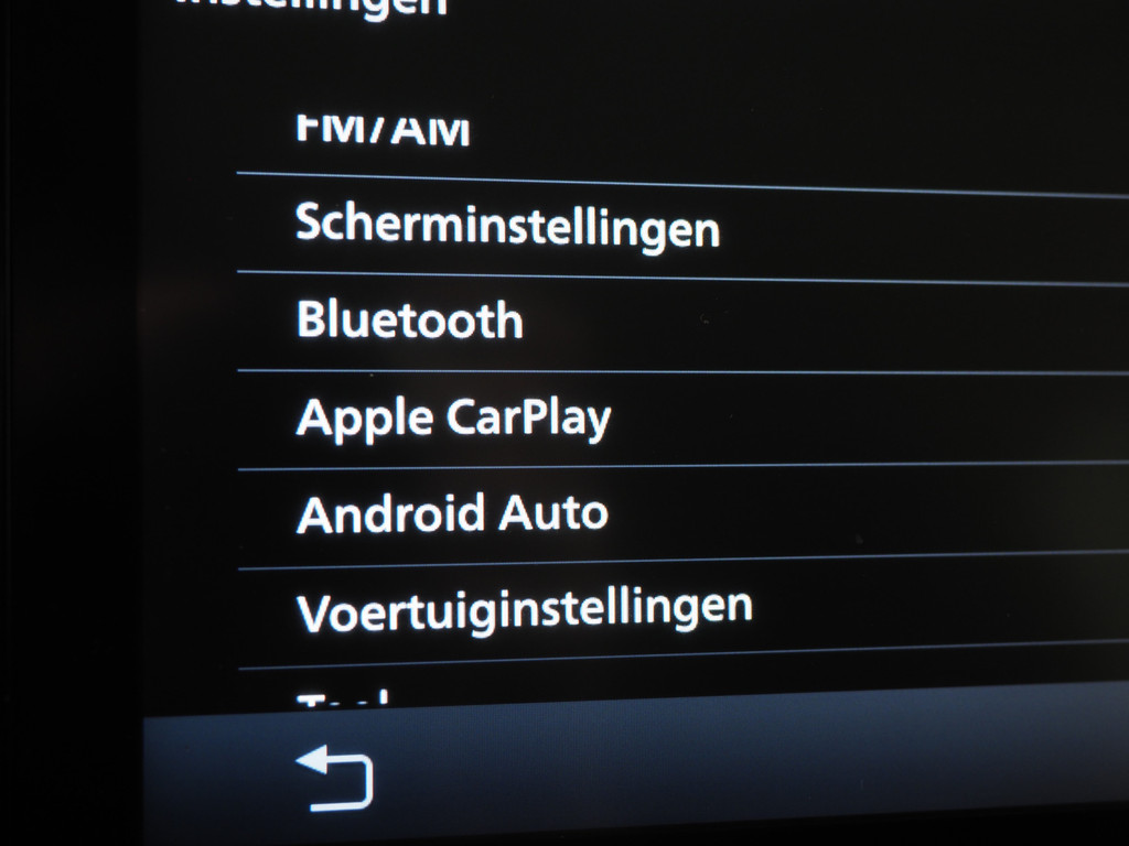 Mitsubishi Outlander 2.4 PHEV Intense 67