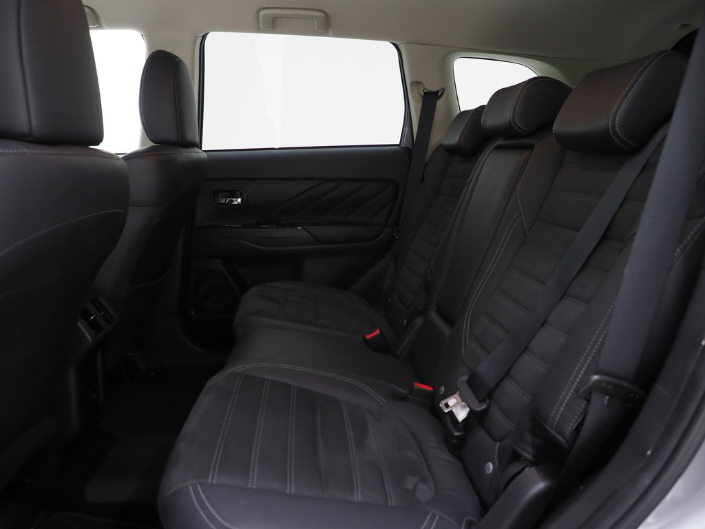 Mitsubishi Outlander 2.4 PHEV Intense 72