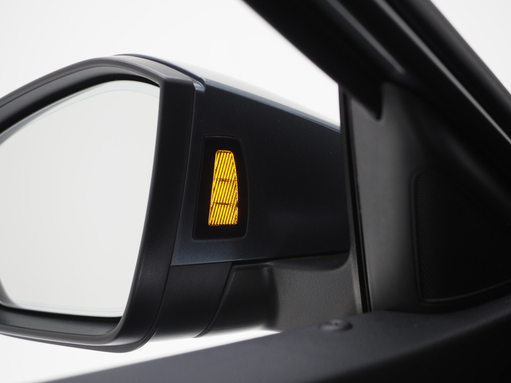 Škoda Superb Combi 1.4 TSI iV Laurin & Klement 15