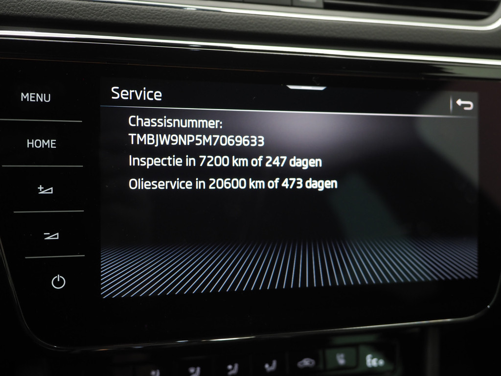 Škoda Superb Combi 1.4 TSI iV Laurin & Klement 31