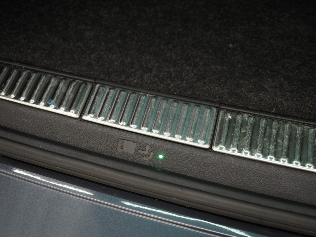 Škoda Superb Combi 1.4 TSI iV Laurin & Klement 43