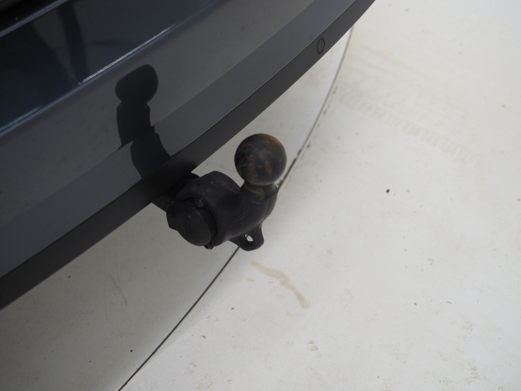 Škoda Superb Combi 1.4 TSI iV Laurin & Klement 44