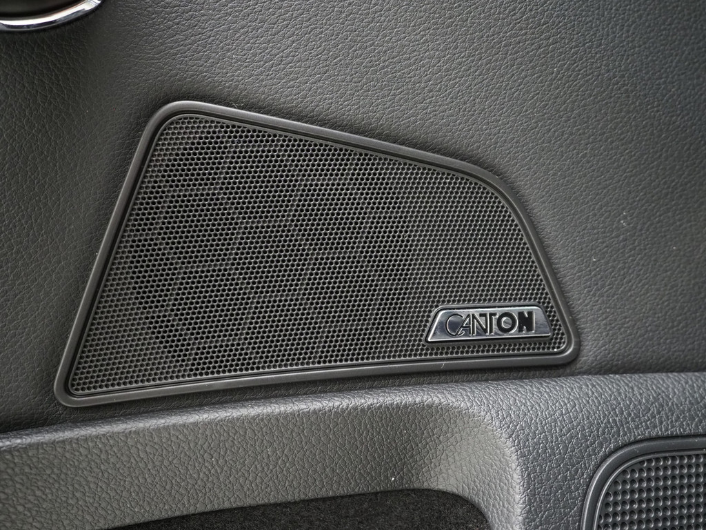 Škoda Superb Combi 1.4 TSI iV Laurin & Klement 64