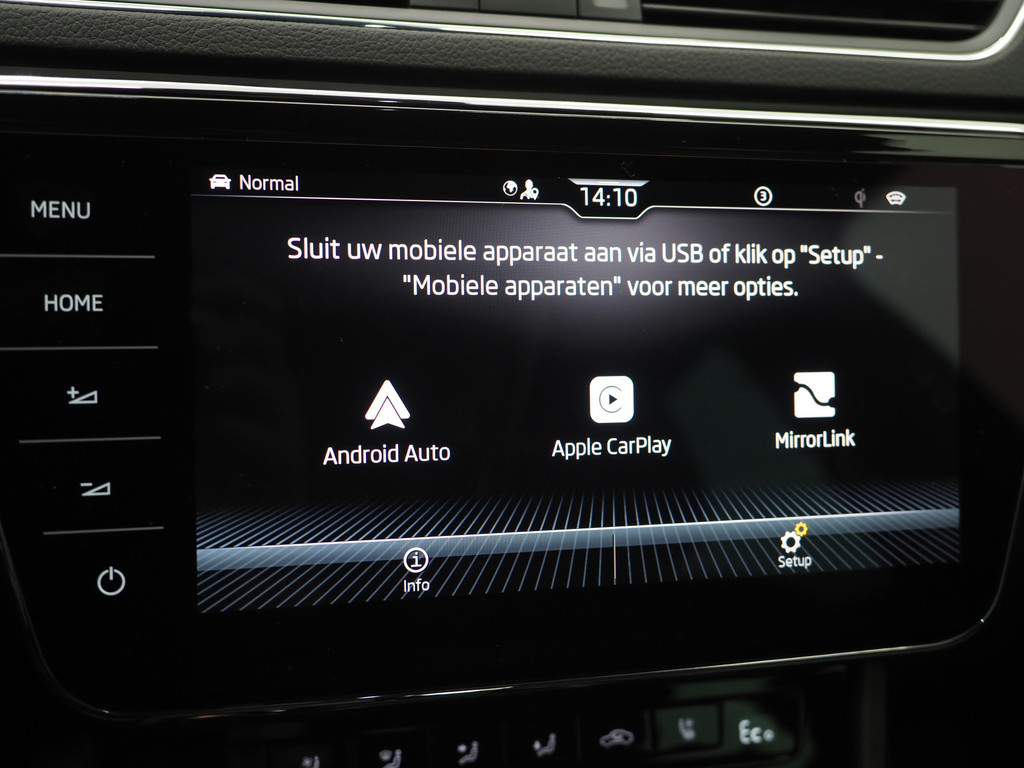 Škoda Superb Combi 1.4 TSI iV Laurin & Klement 75