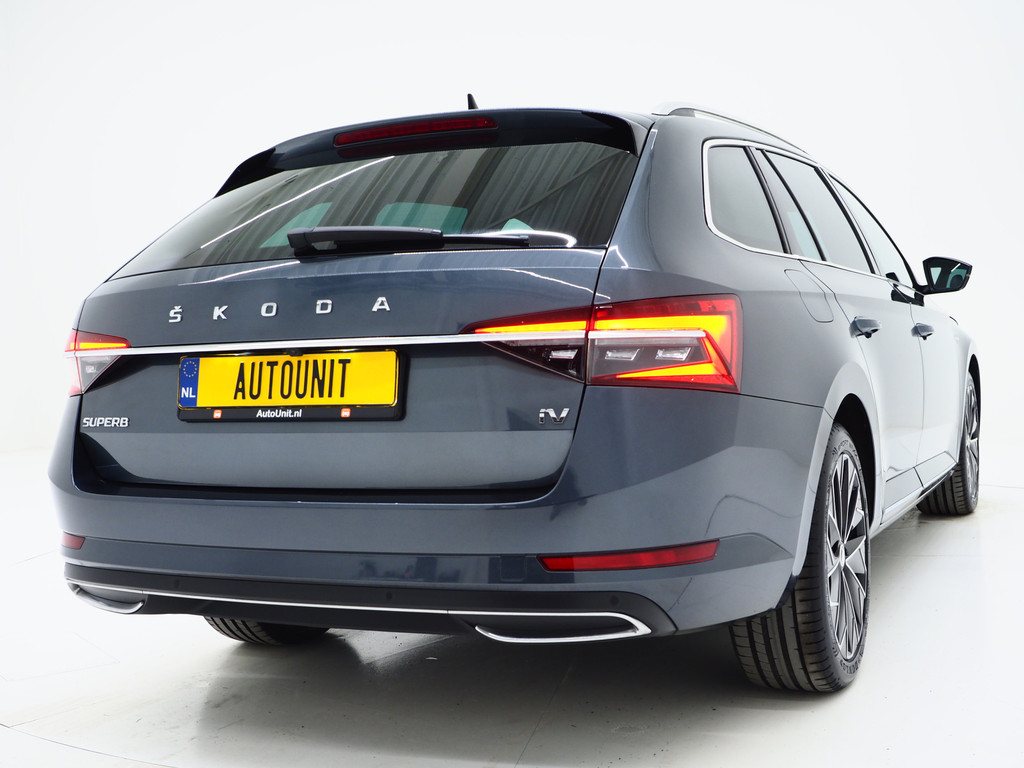 Škoda Superb Combi 1.4 TSI iV Laurin & Klement 8