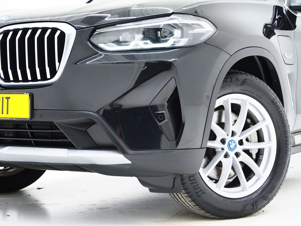 BMW X3 xDrive30e LCI 292PK 43