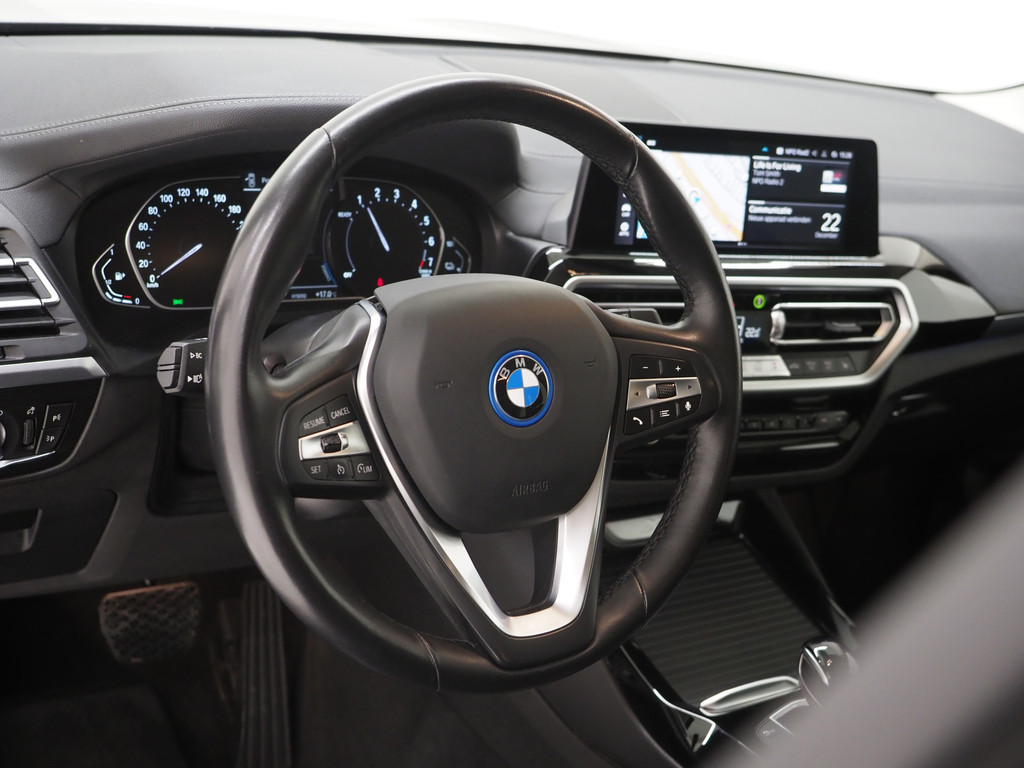 BMW X3 xDrive30e LCI 292PK 54