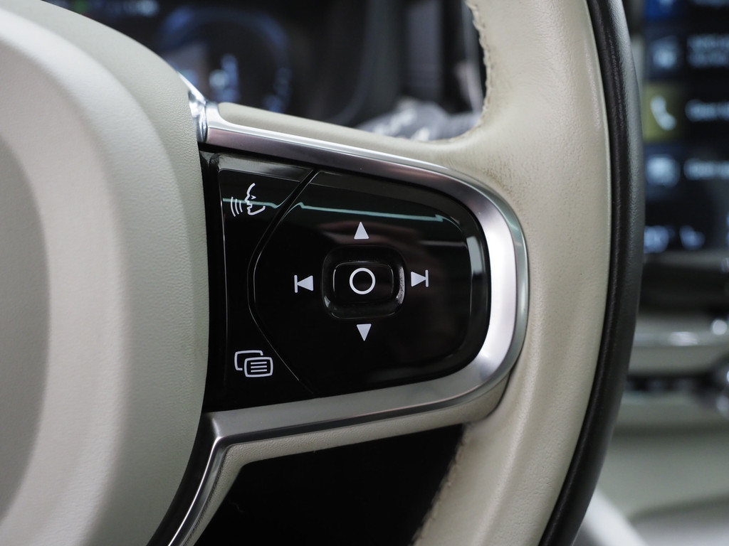 Volvo XC60 2.0 Recharge T8 AWD Inscription 22