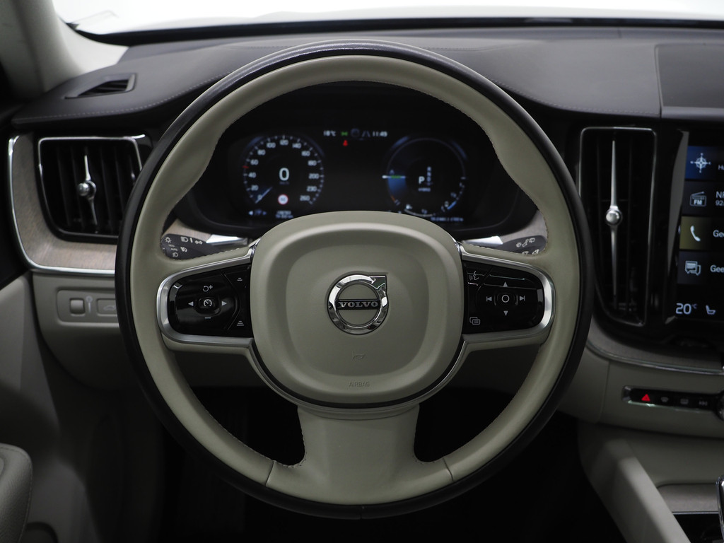 Volvo XC60 2.0 Recharge T8 AWD Inscription 35