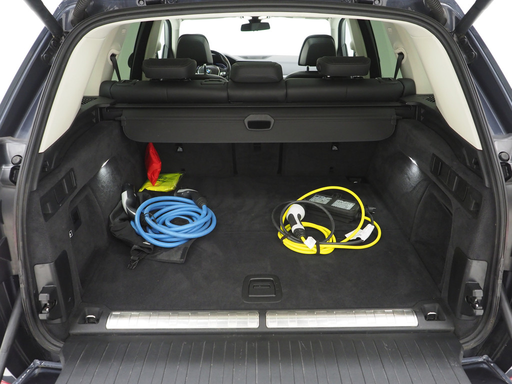 BMW X5 xDrive45e High Executive 38