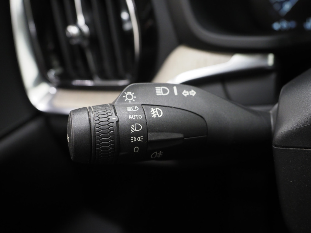 Volvo V60 2.0 T8 Twin Engine AWD Inscription 60