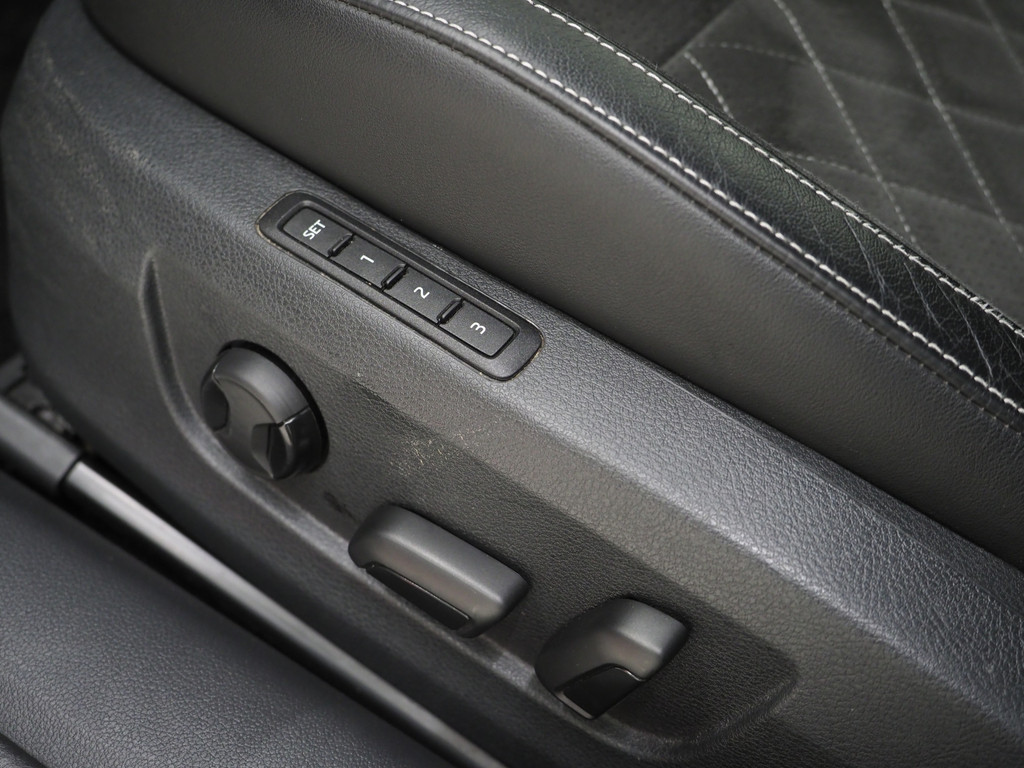 Škoda Superb Combi 1.4 TSI iV Sportline 218PK 59