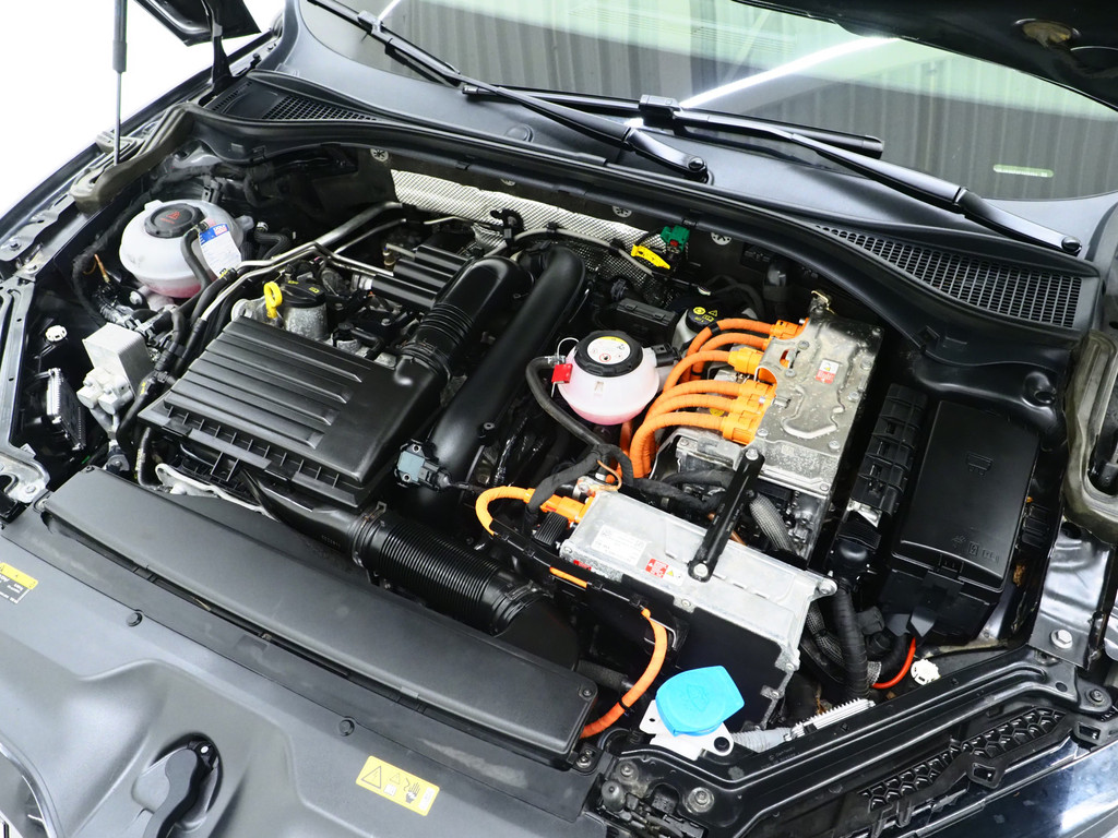 Škoda Superb Combi 1.4 TSI iV Sportline 218PK 6