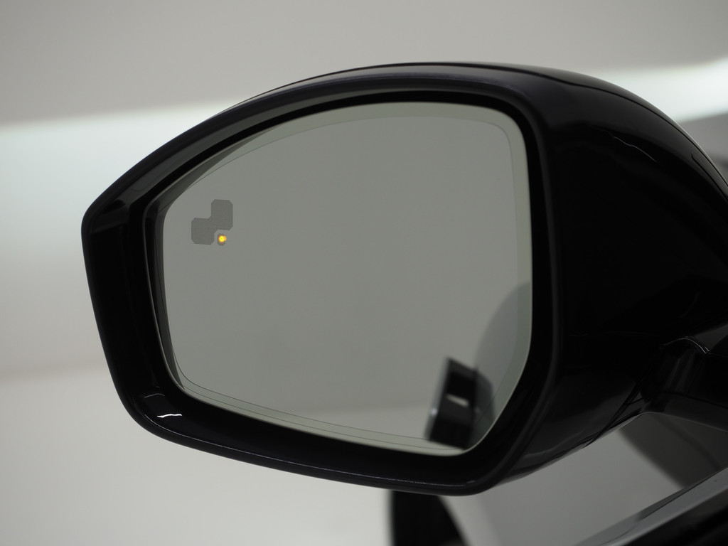 Land Rover Range Rover Evoque 1.5 P300e AWD R-Dynamic SE 52