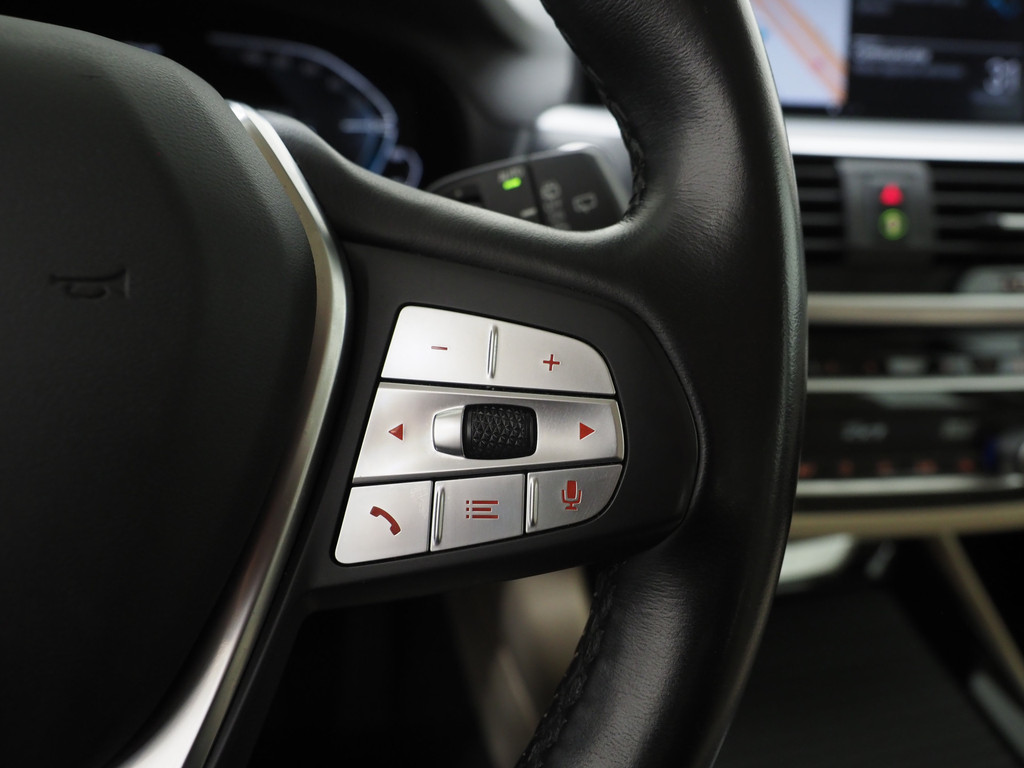 BMW X3 xDrive30e 292PK 55